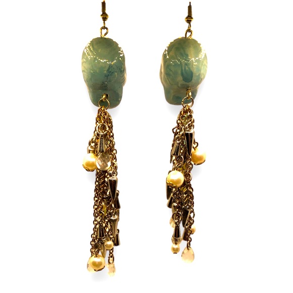 Handmade skull dangles - Picture 2 of 7